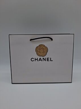 CHANEL Gift Bag Gold Camellia White Black Luxury Boutique Packaging EUC
